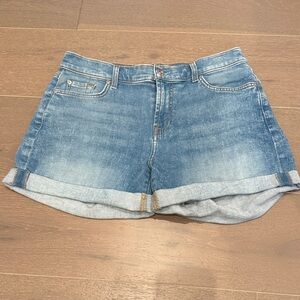 7 For All Mankind Mid Roll Short